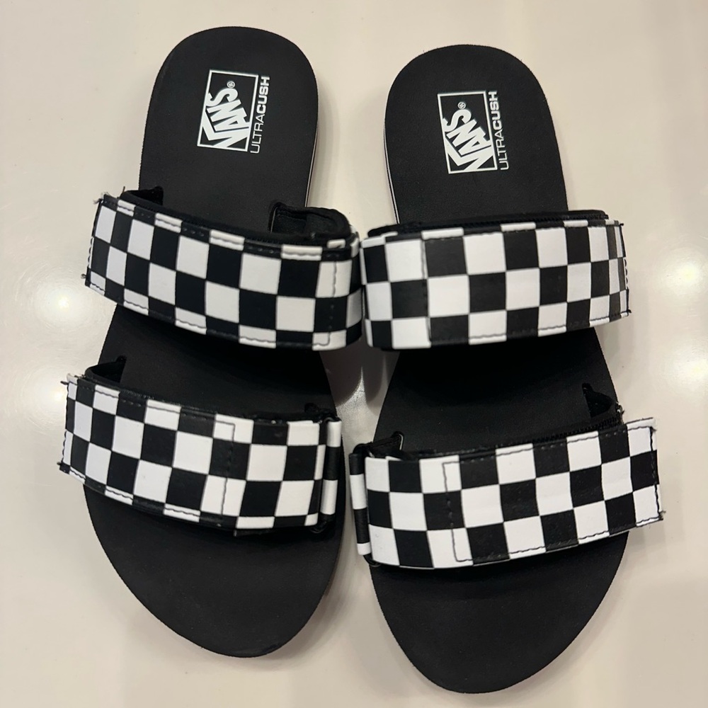 Women’s Vans slides Size 8